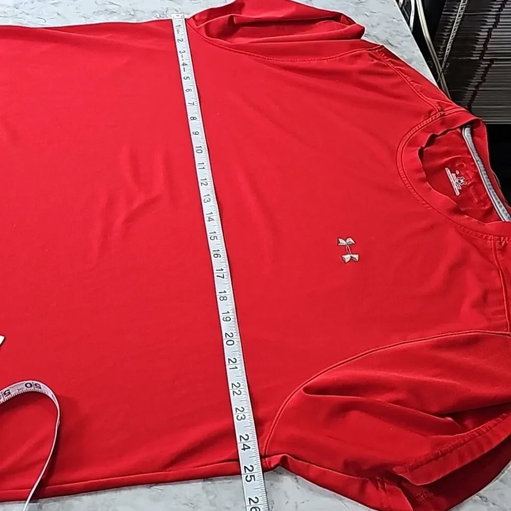 Under Armour Heatgear Mens Sz XL Red Short Sleeve Layering Workout Tee Shirt